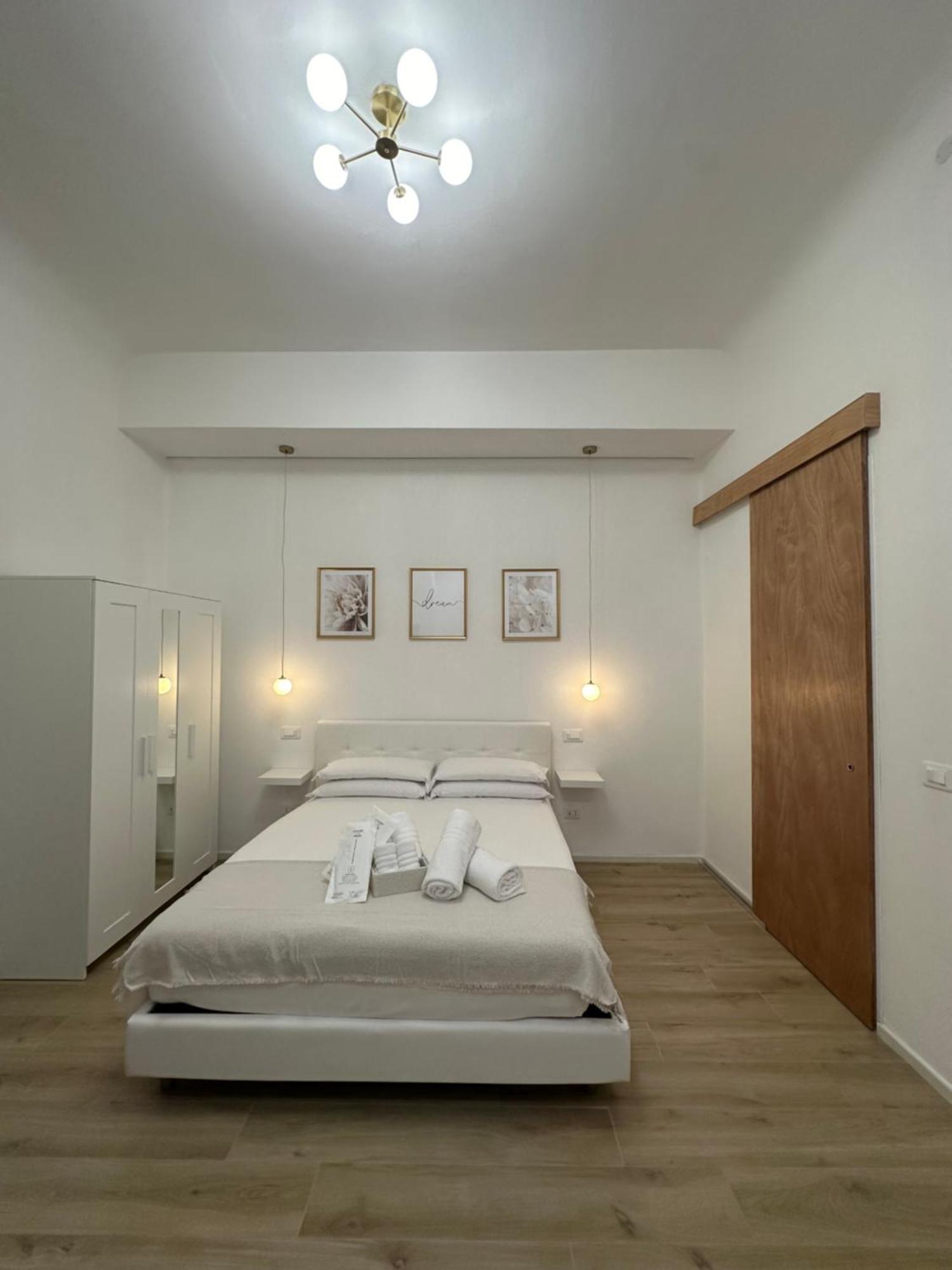 Center Rooms La Spezia Bagian luar foto